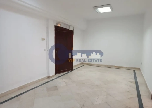A Vendre un Bureau H+3 Montplaisir