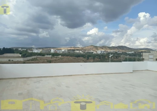villa À Vendre à NABEUL - 🏡 À VENDRE – Villa S+5 avec studio | AFH Mrezga - Immobiliere.tn - Photo 2