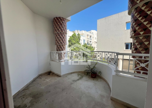 A vendre S+4 146 m² Berges du lac