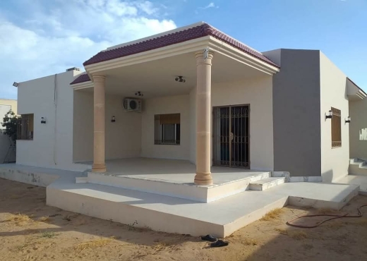 A Vendre Villa S+5 Rte Saltania