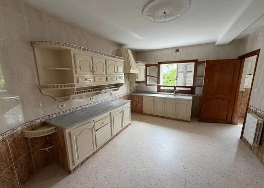Étage de villa À Louer à ARIANA - ÉTAGE DE VILLA S+4 ENNASR 1 - Immobiliere.tn