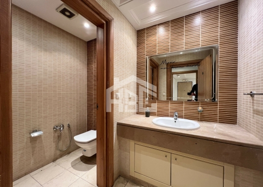 A louer bureau de 139 m²