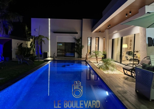 Villa S+3 Avec Piscine