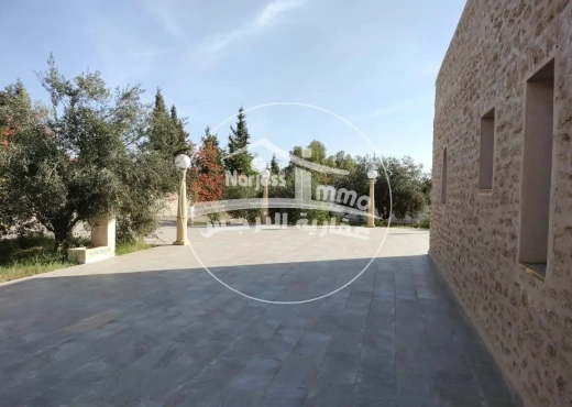 À Vendre Ferme avec villa a Sousse