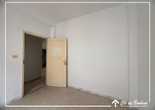 appartement s3 à  cité saha