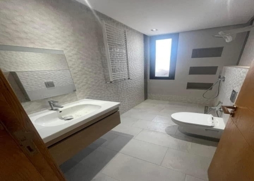 A VENDRE VILLA HS A MORNAG