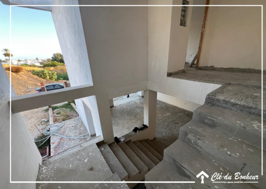 des villas inachevée à rue du parc - la soukra