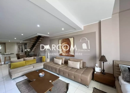 Loft meublé en Duplex 159 m² au La