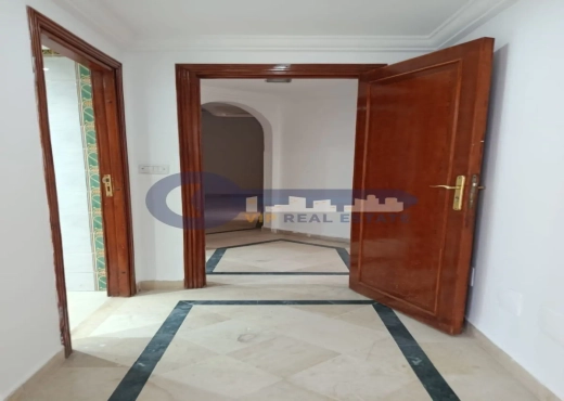 A Vendre un Bureau H+3 Montplaisir