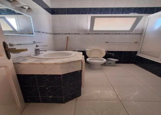 maison À Vendre à SOUSSE - A VENDRE VILLA À CHATT_MARIEM - Immobiliere.tn - Photo 5