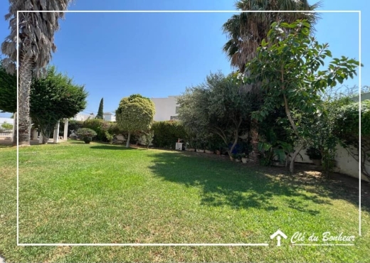 une superbe villa à la soukra