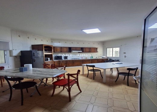 A Louer Villa Usage bureau Manar