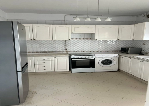 ENNASR 1 : APPARTEMENT S+3 A LOUÉ