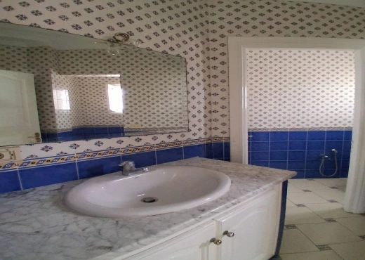 Étage de villa À Louer à TUNIS - Étage de Villa a louer au Lac - Immobiliere.tn - Photo 4