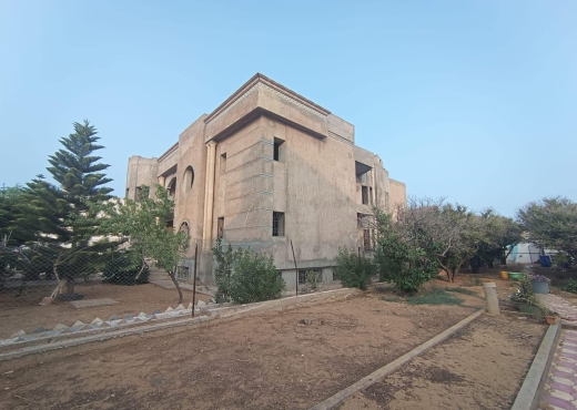 A Vendre villa encours La Soukra