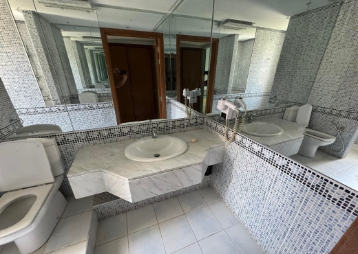 MENZAH 9 C :  UNE VILLA S+3 À LOUE