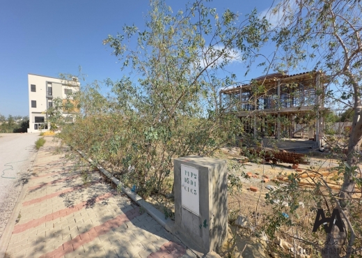 Terrain de 243 m² à vendre