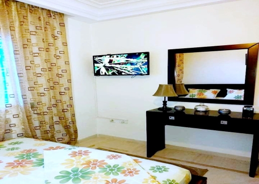 Excellent Apt S1 meublé Ennasr2 po