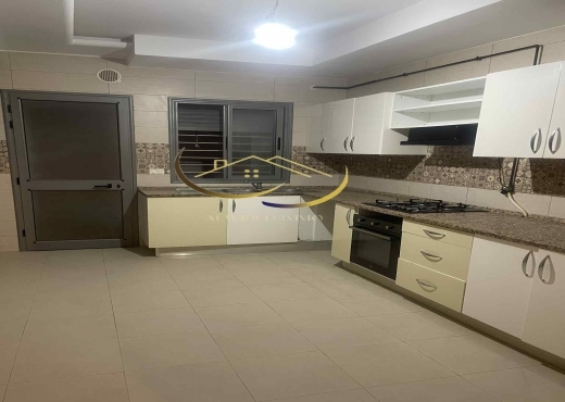 A louer un appartement s+3 à route de relais