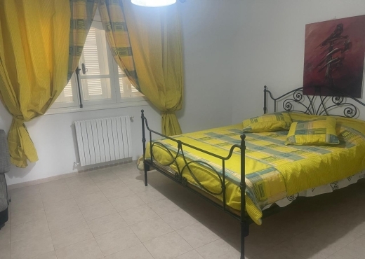 A vendre à Hammamet une villa S+4 de 300m²/440m² d