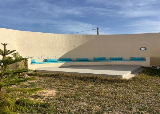 À LOUER À L’ANNÉE MAISON  A DJERBA