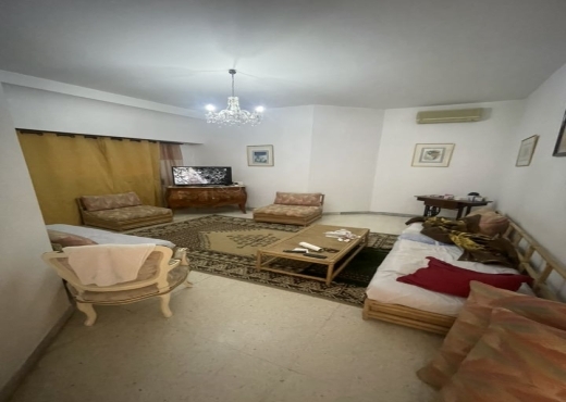 À VENDRE – VILLA S+5 AVEC GRAND JARDIN & PISCINE