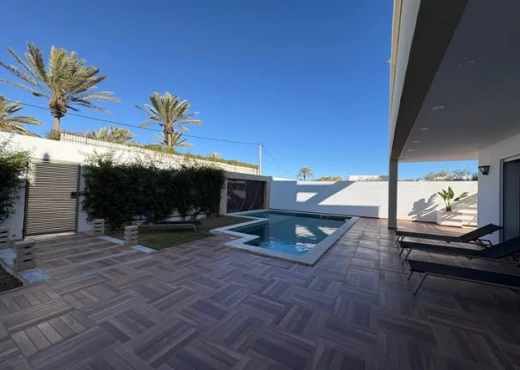villa À Louer à MEDENINE - 𝐎𝐏𝐏𝐎𝐑𝐓𝐔𝐍𝐈𝐓𝐄́ - Immobiliere.tn - Photo 8