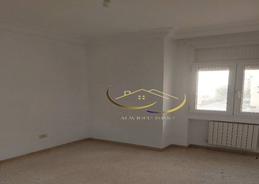 A LOUER UN APPARTEMENT S+2 A CITE WAHAT