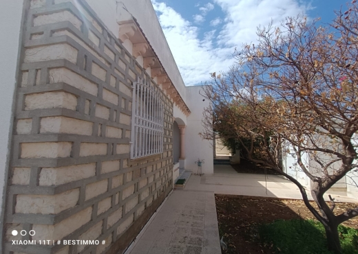 Villa plain pied cité Ghazela