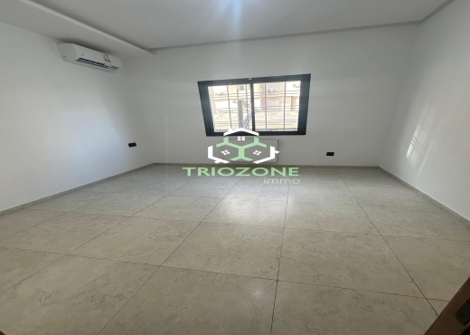 A louer appart S+1 Neuf Cite Wahat