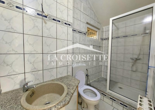 Duplex S+4 avec jardin à La Marsa