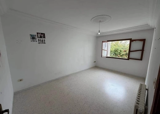 Étage de villa À Louer à ARIANA - ÉTAGE DE VILLA S+4 ENNASR 1 - Immobiliere.tn - Photo 9