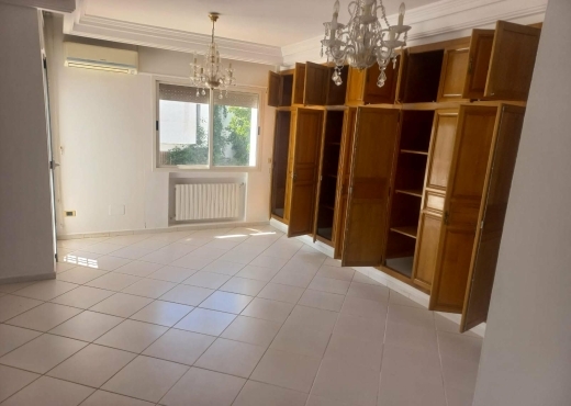 📍EL MENZAH 9 A – VILLA MODERNE AVEC JARDIN USAGE