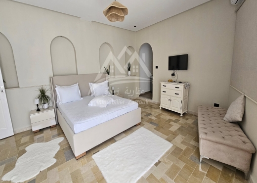 Location Estivale Villa + Bangalow