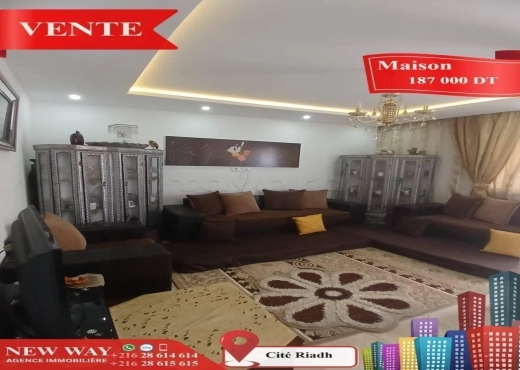 Maison à Cité Riadh , Proche de toutes Commodités