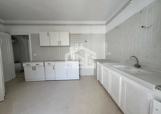 A vendre S+4 146 m² Berges du lac