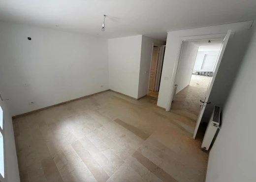 rez de chaussée À Louer à ARIANA - 📍 MANAR 1 : REZ-DE-CHAUSSÉE DE VILLA S+4 À LOUER - Immobiliere.tn - Photo 6