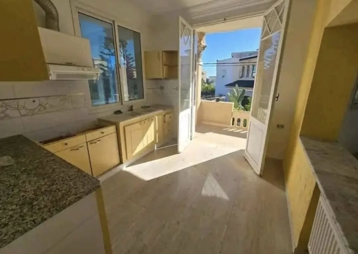 A VENDRE: Villa S+3 à Chott Mariem