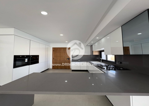 À VENDRE Superbe Villa+Piscine