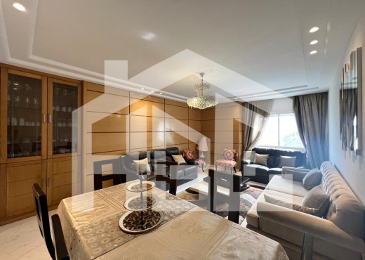 A vendre S+3 de 146 m² à Ennasr 1