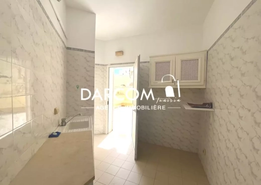 à vendre Bureau Hall+4 au Lac I