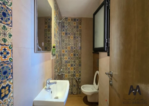 Étage de villa À Vendre à NABEUL - Villa S+3 de 265m² avec garage à L - Immobiliere.tn - Photo 9