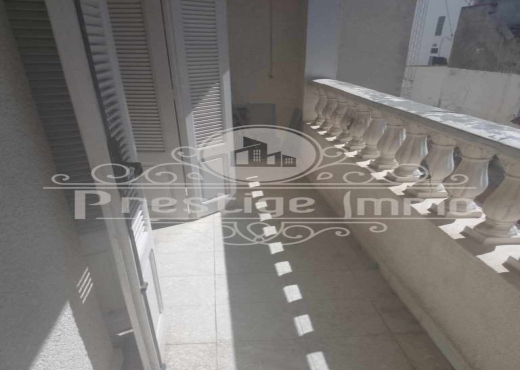 spacieux étage de villa