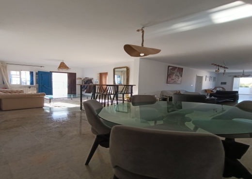 AL S+3 meublé La Marsa plage