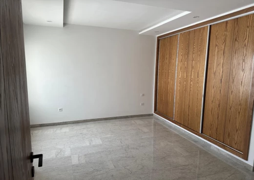 Appartement À Vendre à ARIANA - 🏡 Appartement S+3 à vendre – La S - Immobiliere.tn - Photo 8