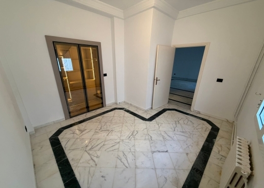 📍CITE ENNASER 2 : UN DUPLEX S+3  A LOUER