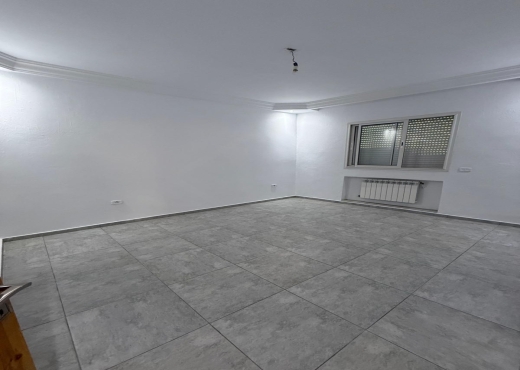 À louer étage de villa S+3 Ariana