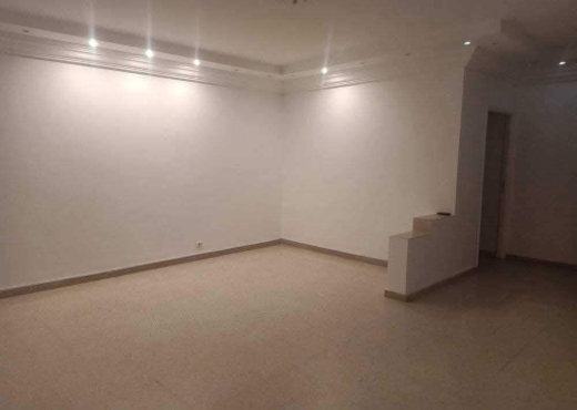 📍MENZAH 5: APPARTEMENT S+3 A LOUE