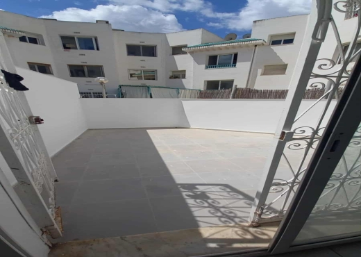 AL S+2 au RDC La soukra 1150 dt