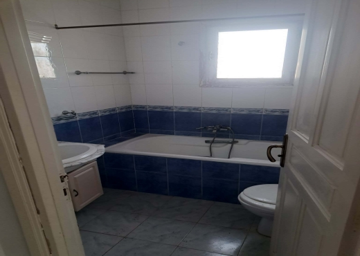 Appartement S+3 à Riadh El Andalou